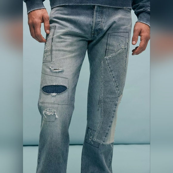 NWT Levis 501 Original Transitional Straight Leg Destructed Selvedge Jeans 32x31 - Picture 5 of 16